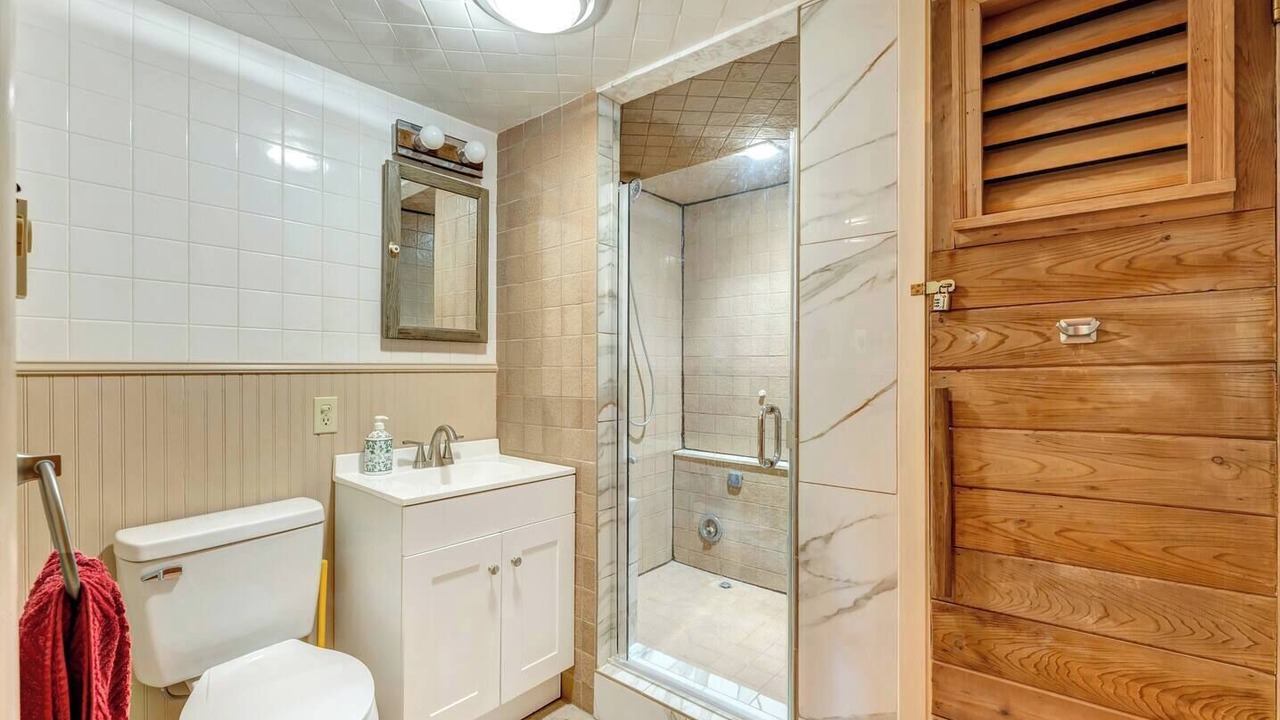 Photo of Bathroom in Long Pond