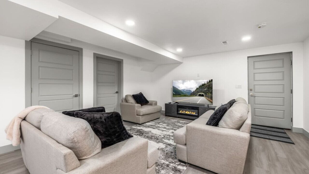 Photo of Livingroom in Saratoga Springs