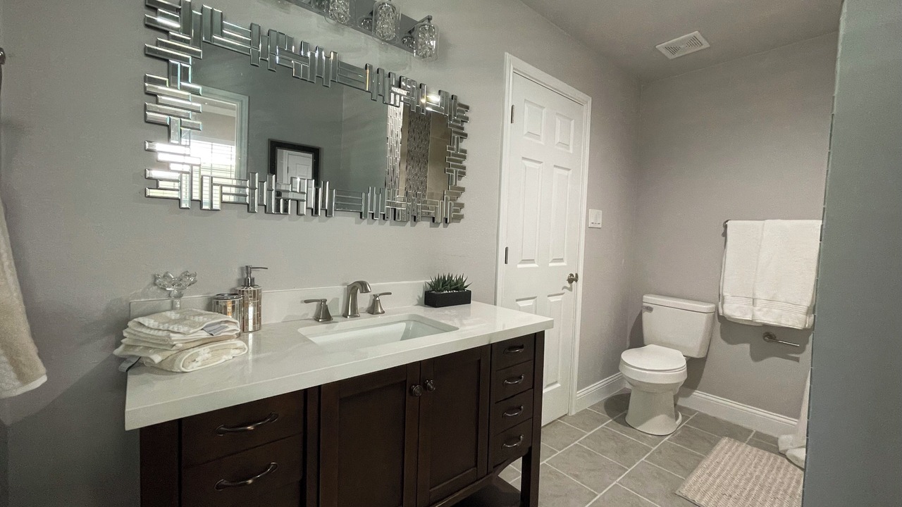Photo of Bathroom in Cape Royale