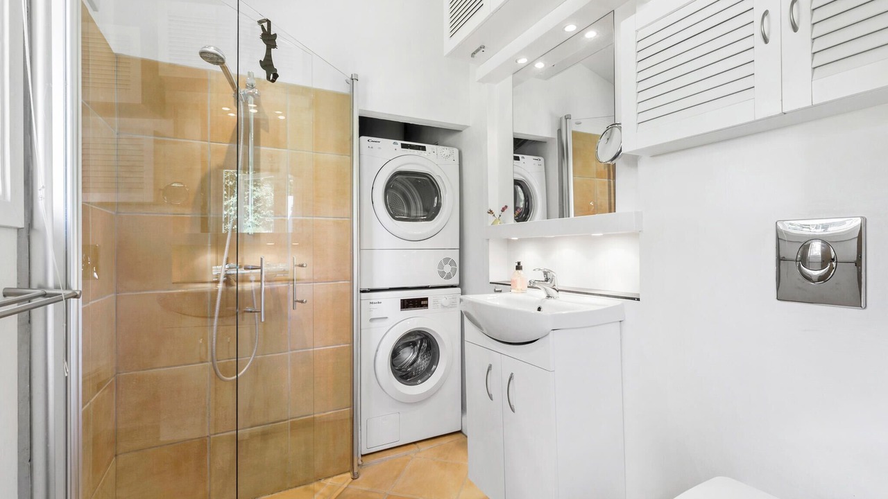 Photo of Bathroom in Melby