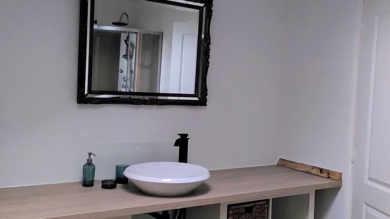 Photo of Bathroom in Monflanquin