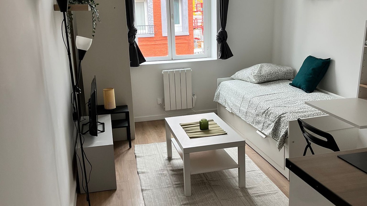 Photo of Bedroom in Fives