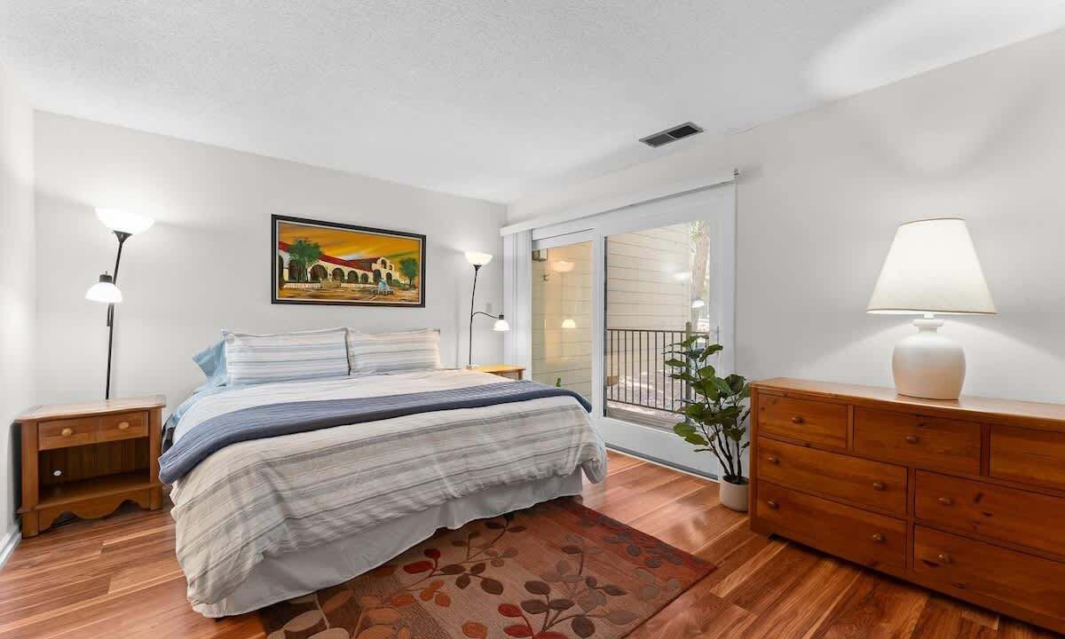 Photo of Bedroom in Carnelian Woods