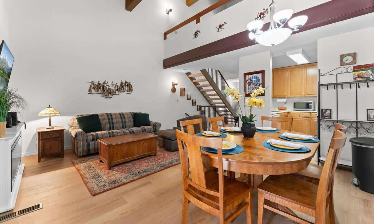 Photo of Livingroom in Carnelian Woods
