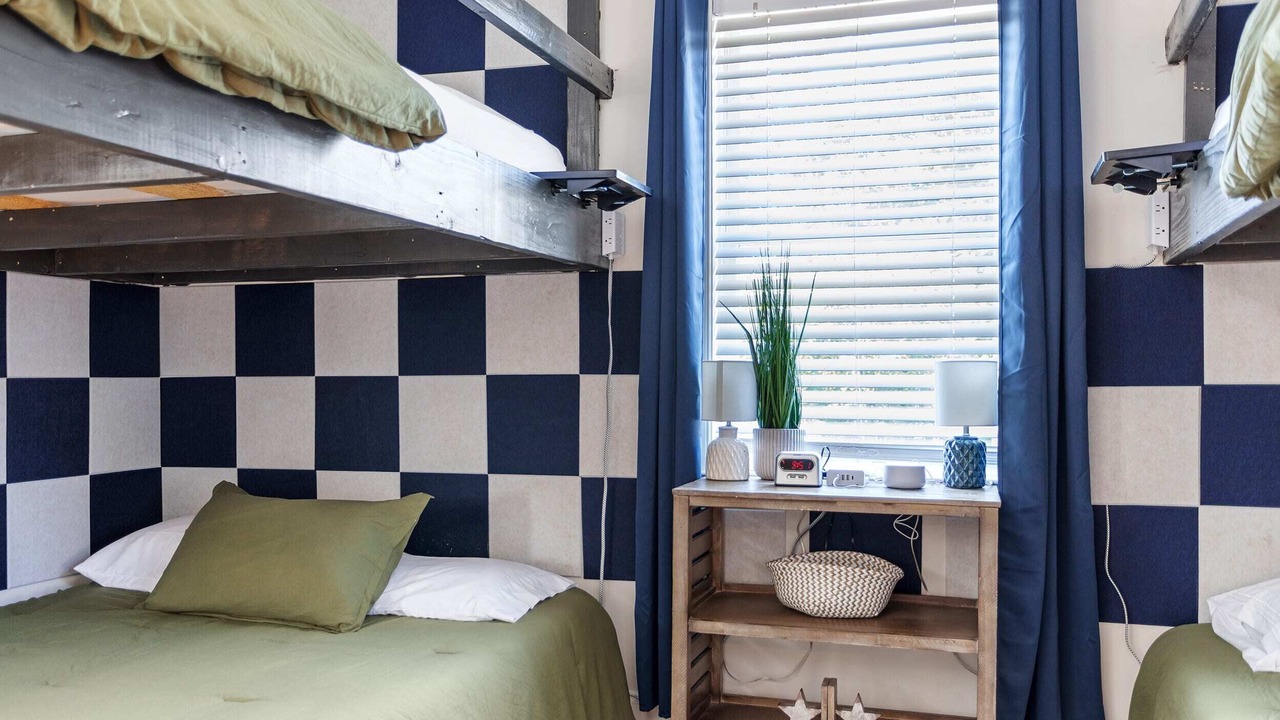 Photo of Bedroom in Downtown