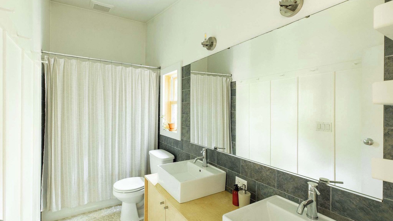 Photo of Bathroom in Chatham