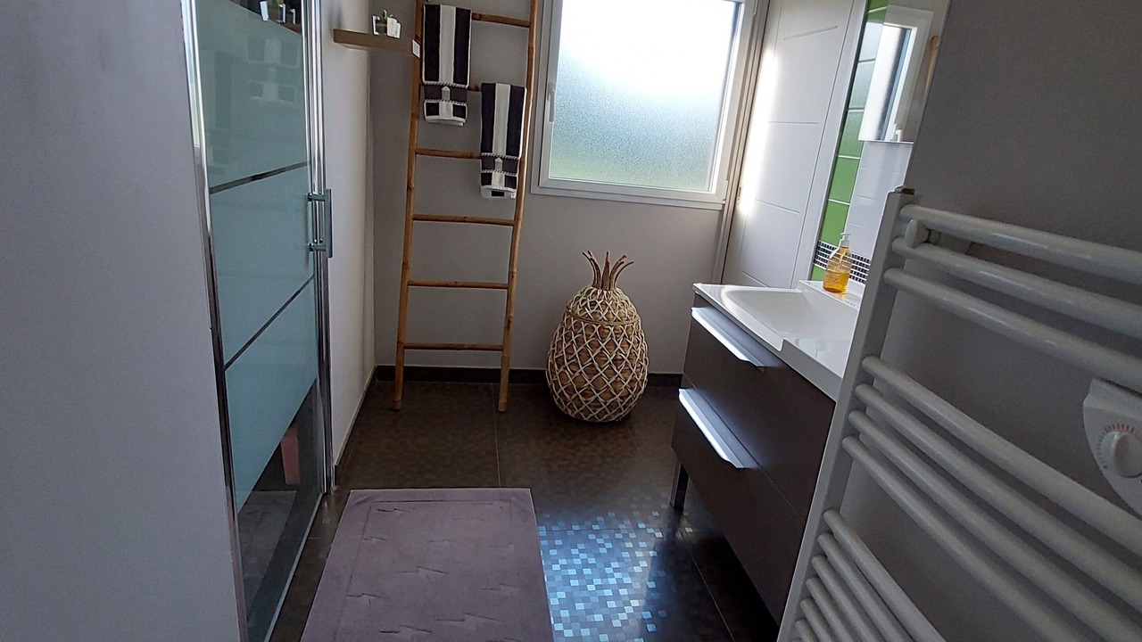 Photo of Bathroom in La Garnache