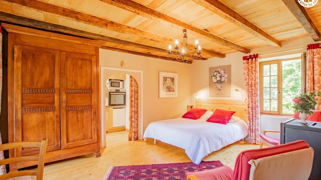 Photo of Bedroom in Saint-Point
