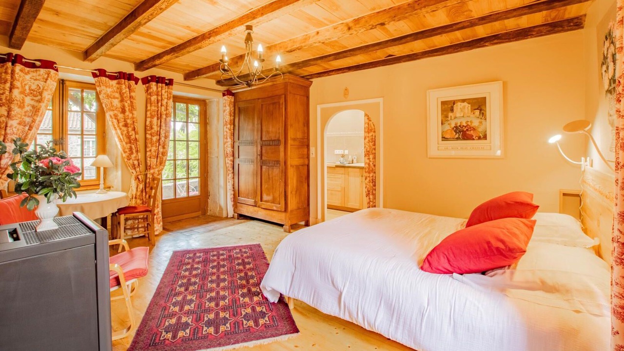 Photo of Bedroom in Saint-Point