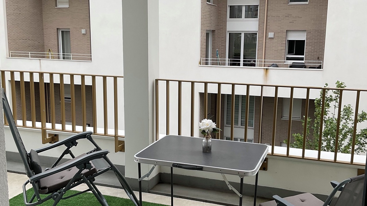 Photo of Outdoor in Cergy