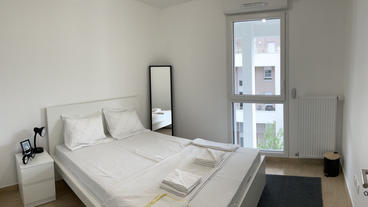 Photo of Bedroom in Cergy
