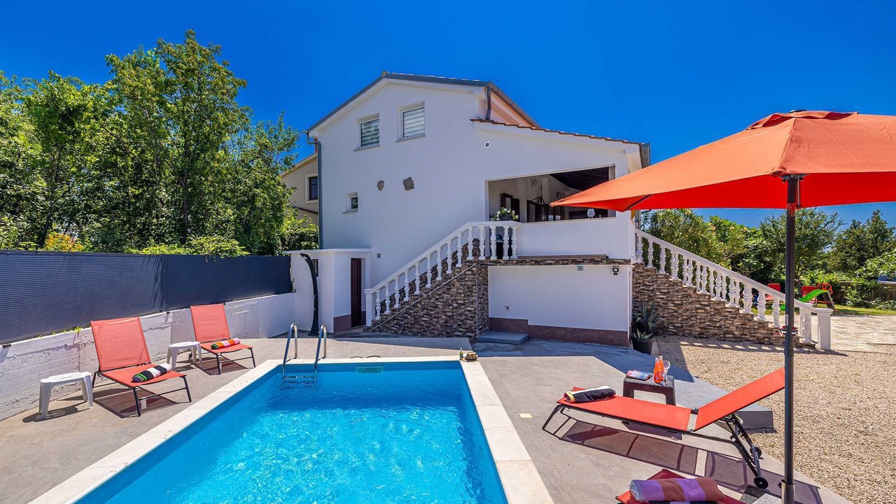 Photo of Outdoor in Kras