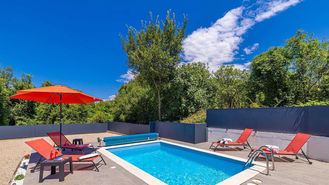 Photo of Outdoor in Kras