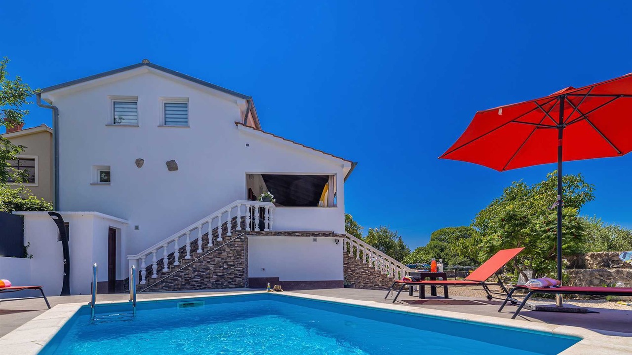 Photo of Outdoor in Kras