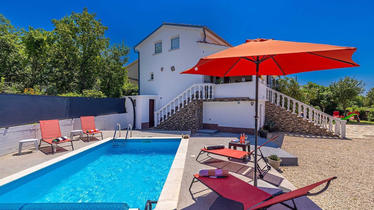 Photo of Outdoor in Kras