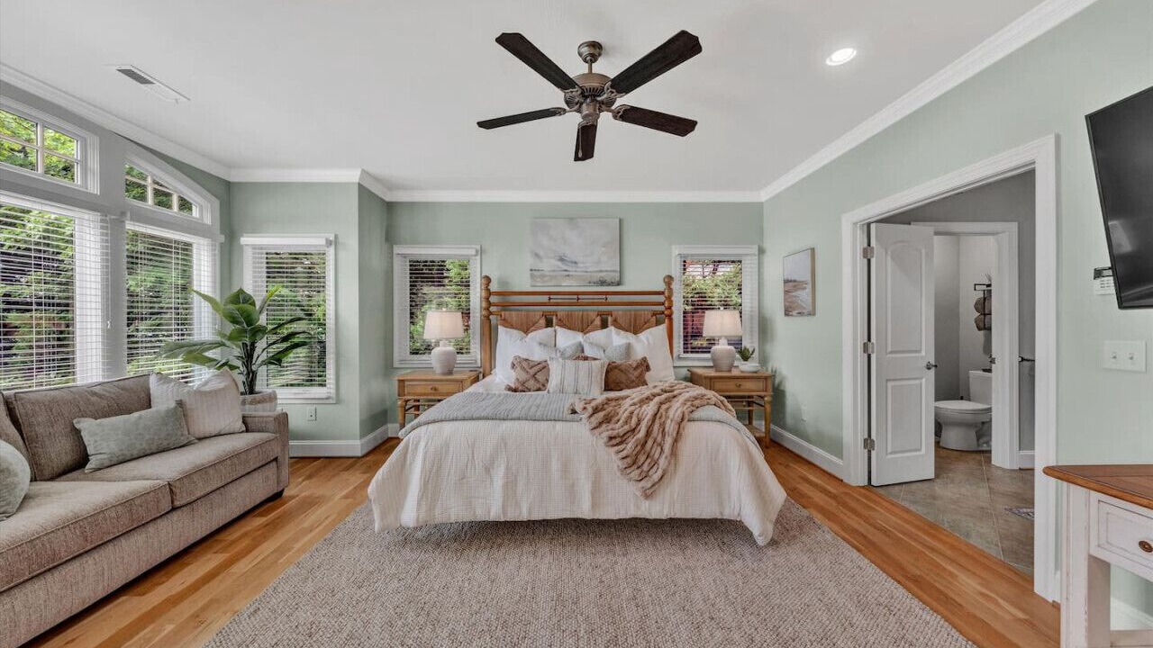 Photo of Bedroom in Huddleston