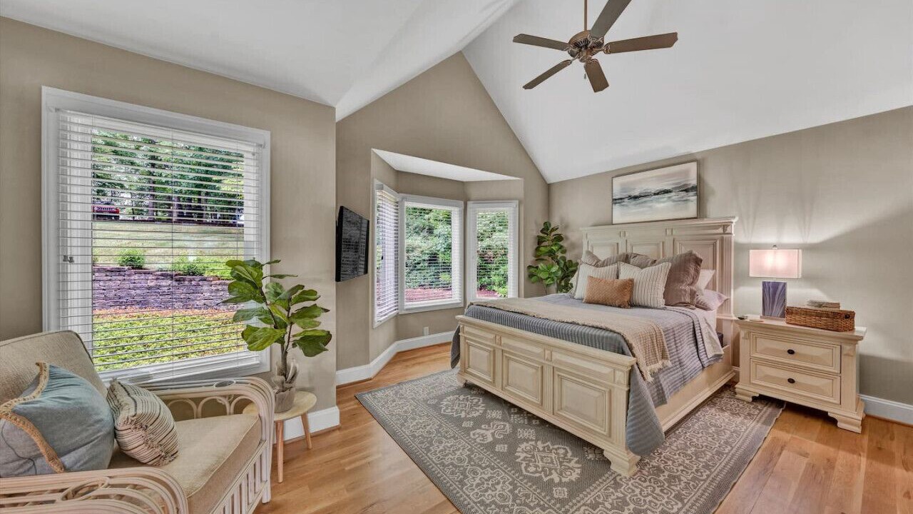 Photo of Bedroom in Huddleston