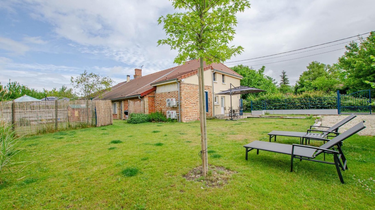 Photo of Others in Brevonnes