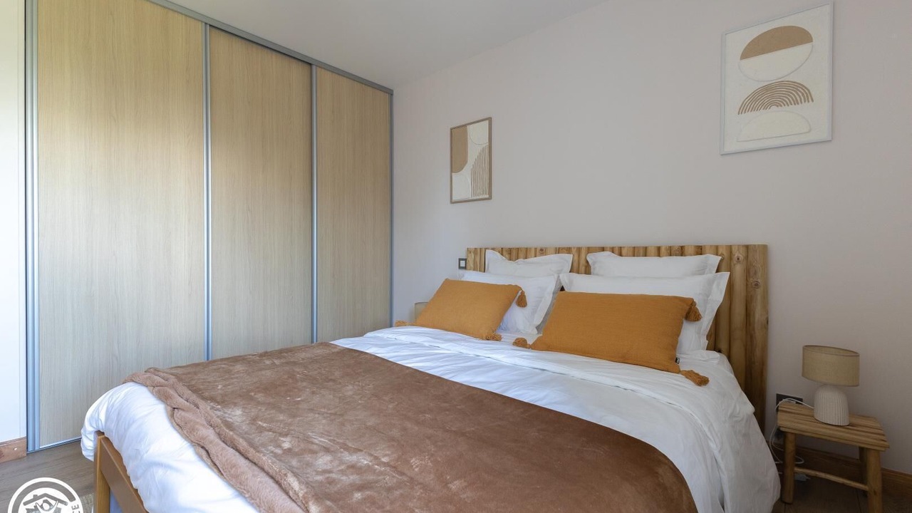 Photo of Bedroom in Aveze