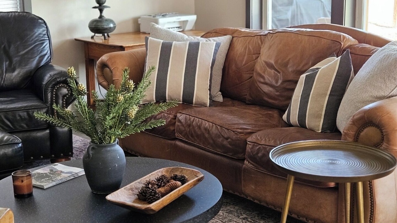 Photo of Livingroom in Pierre