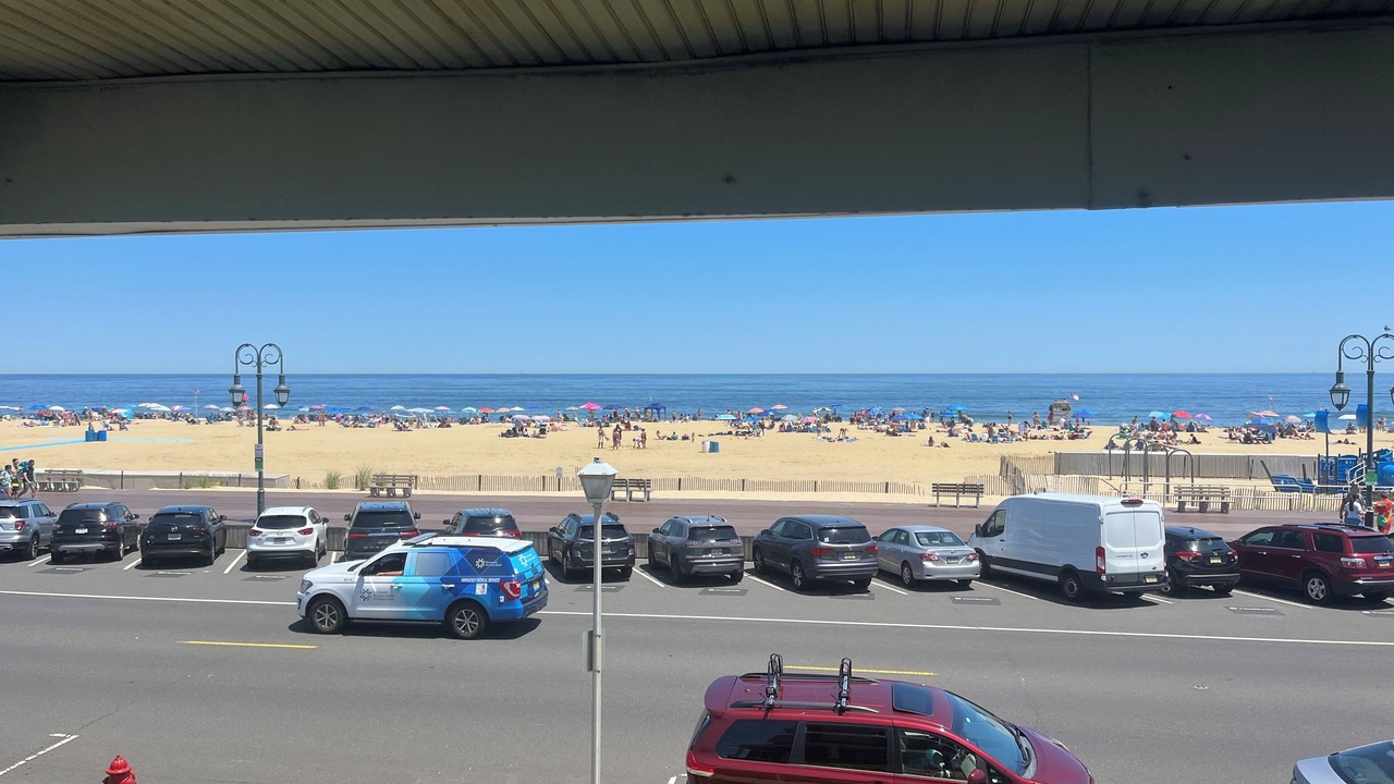 Photo of Others in Wall