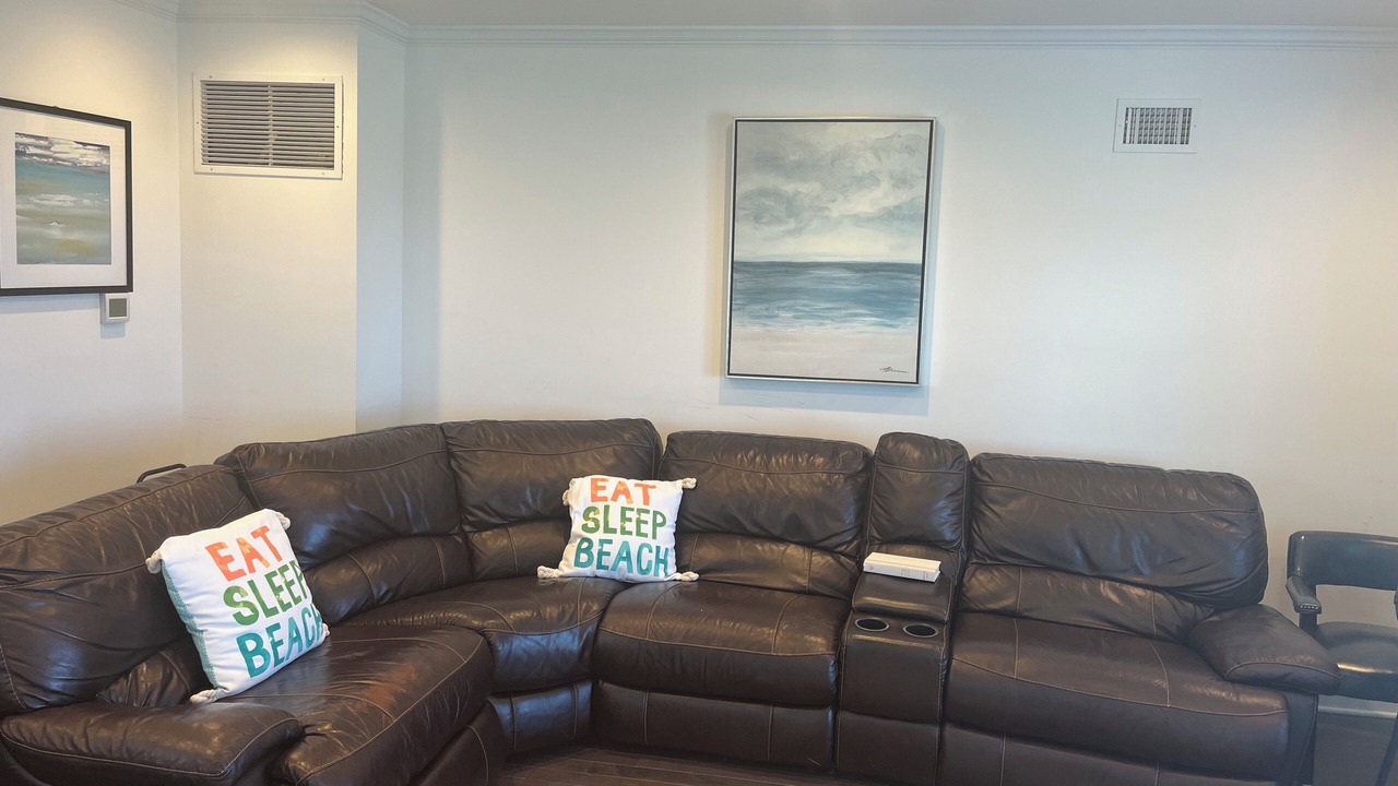 Photo of Livingroom in Wall