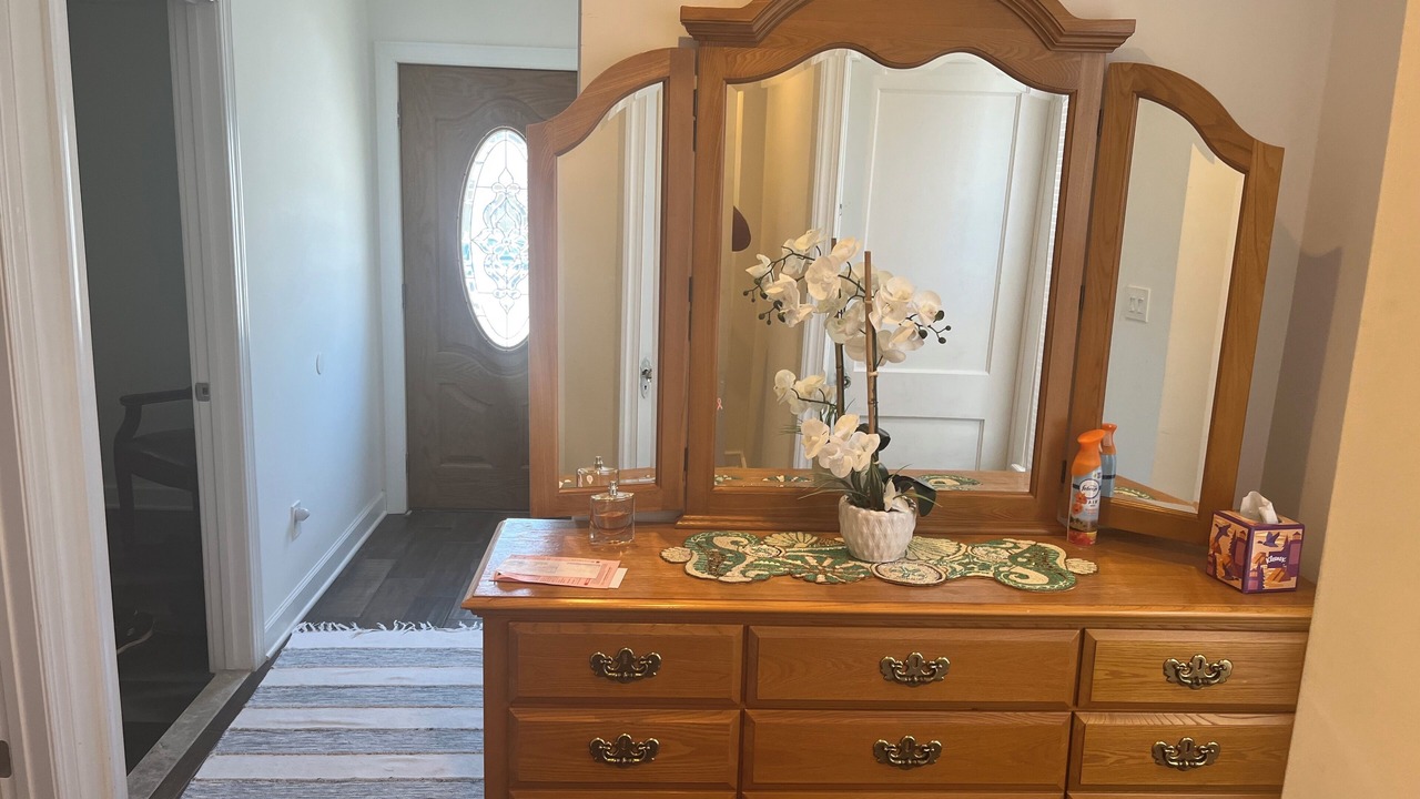 Photo of Others in Wall