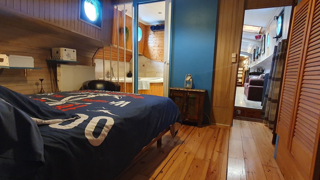 Photo of Bedroom in Plombiees-Les-Dijon