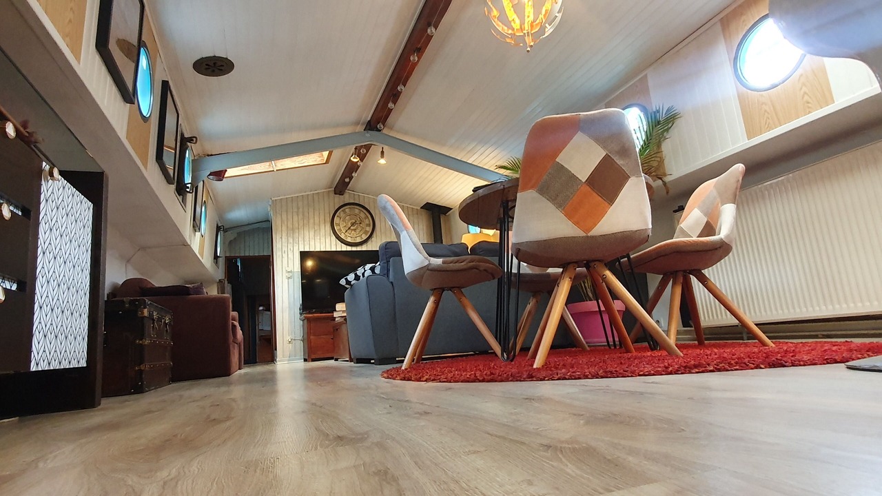 Photo of Livingroom in Plombiees-Les-Dijon