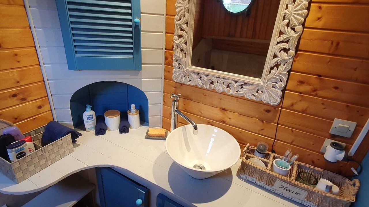 Photo of Bathroom in Plombiees-Les-Dijon