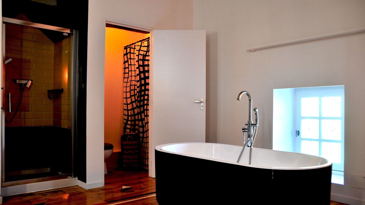 Photo of Bathroom in Cardet