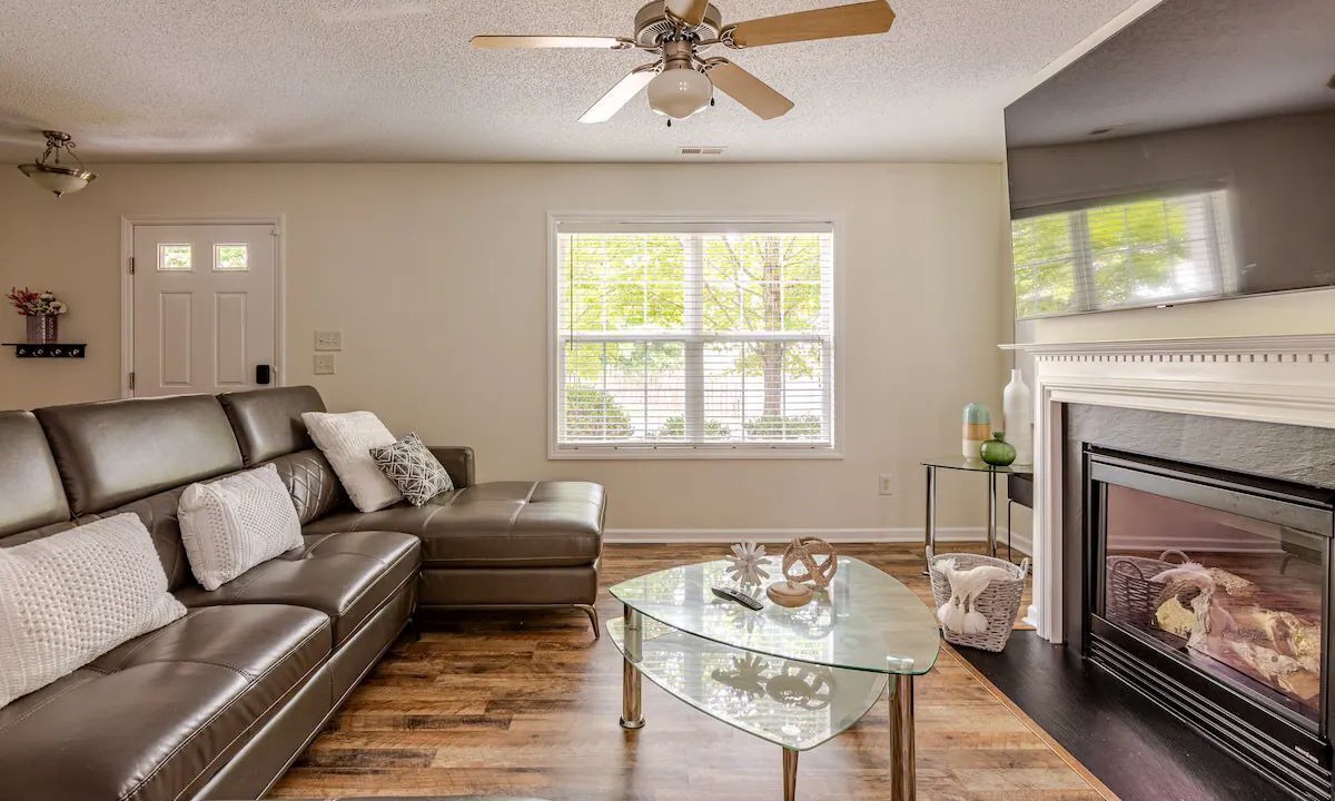 Photo of Livingroom in Durham