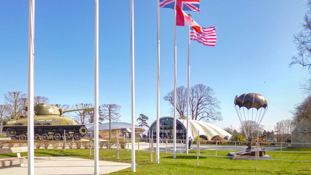 Photo of Others in Creances