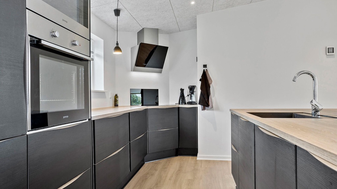 Photo of Others in Arø