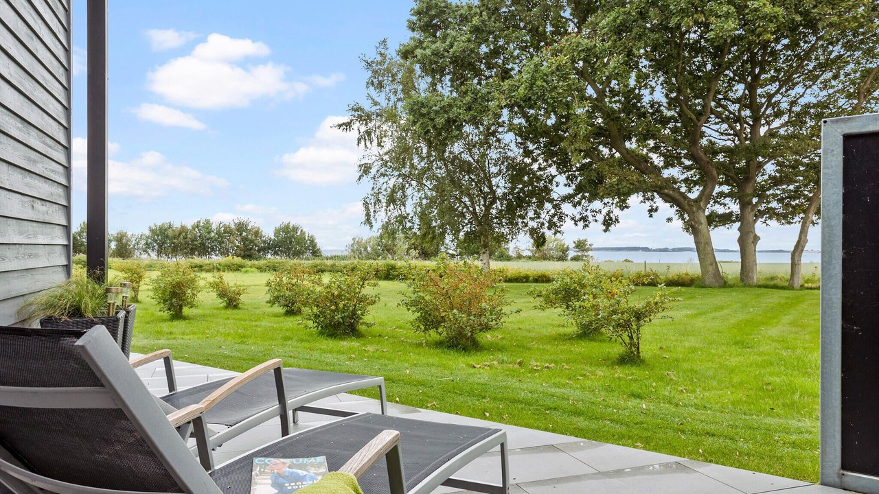 Photo of Others in Arø