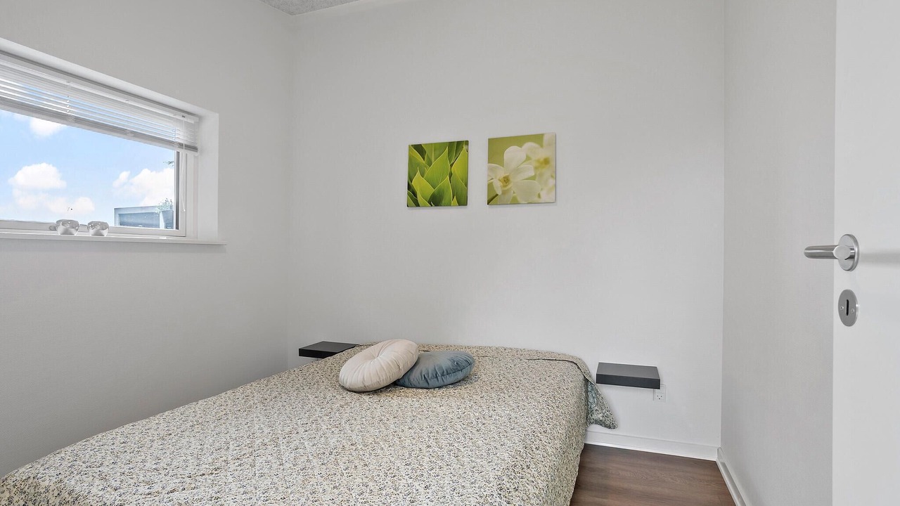 Photo of Others in Arø