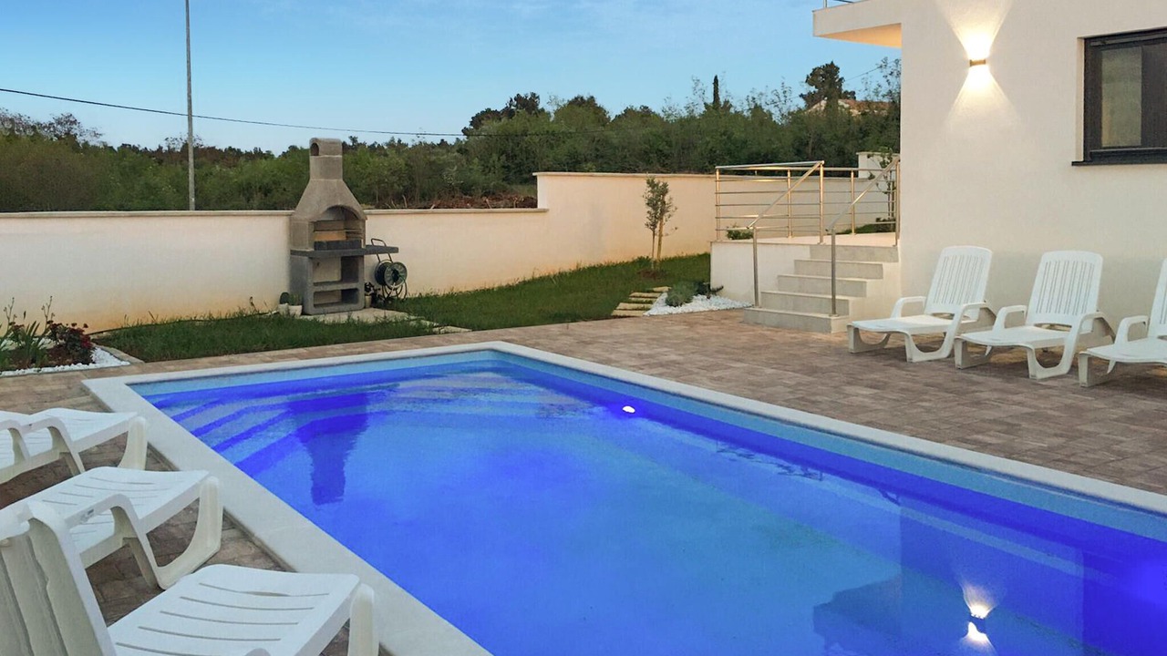 Photo of Outdoor in Murine