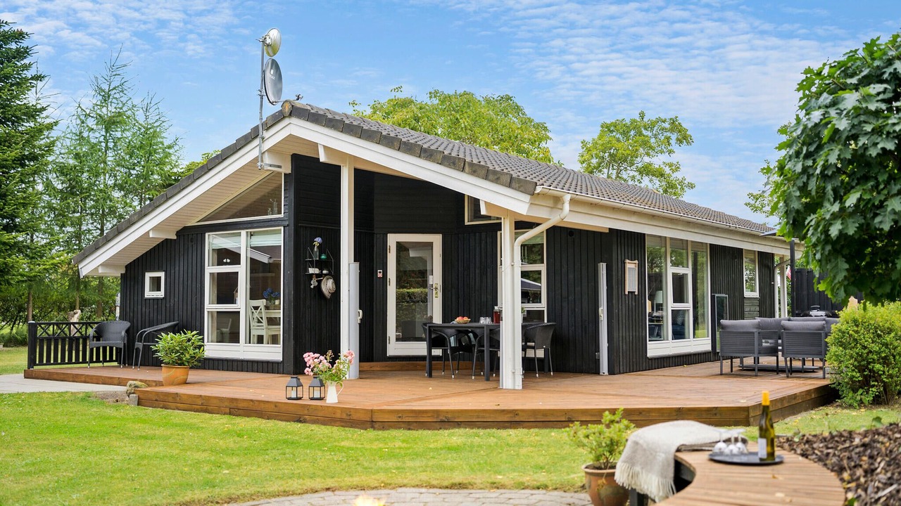 Photo of Others in Hojslev