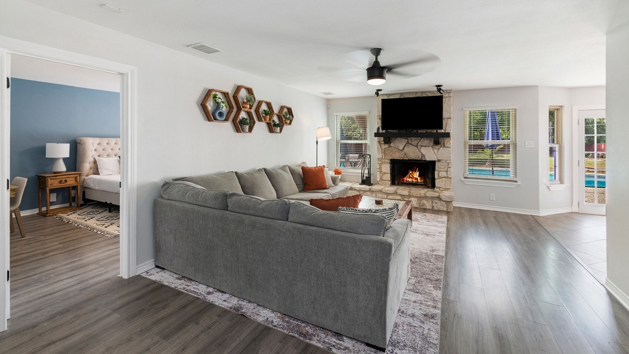 Photo of Bedroom in North San Antonio - SAT