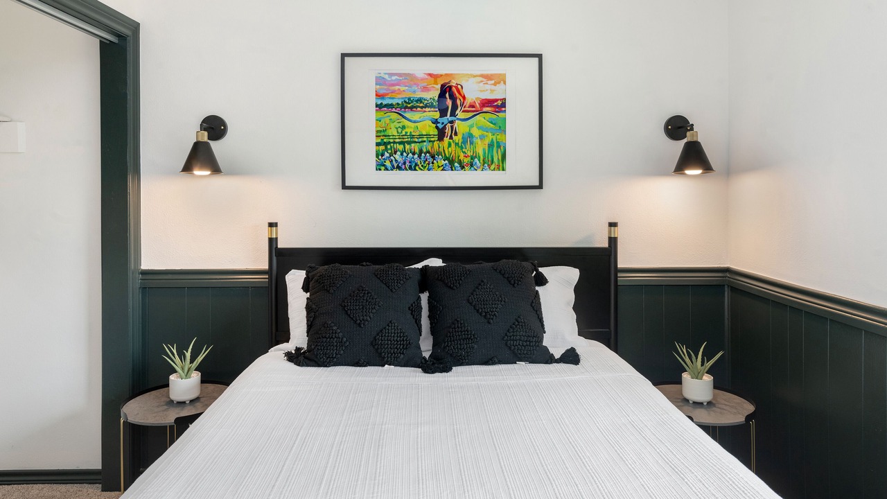 Photo of Bedroom in North San Antonio - SAT