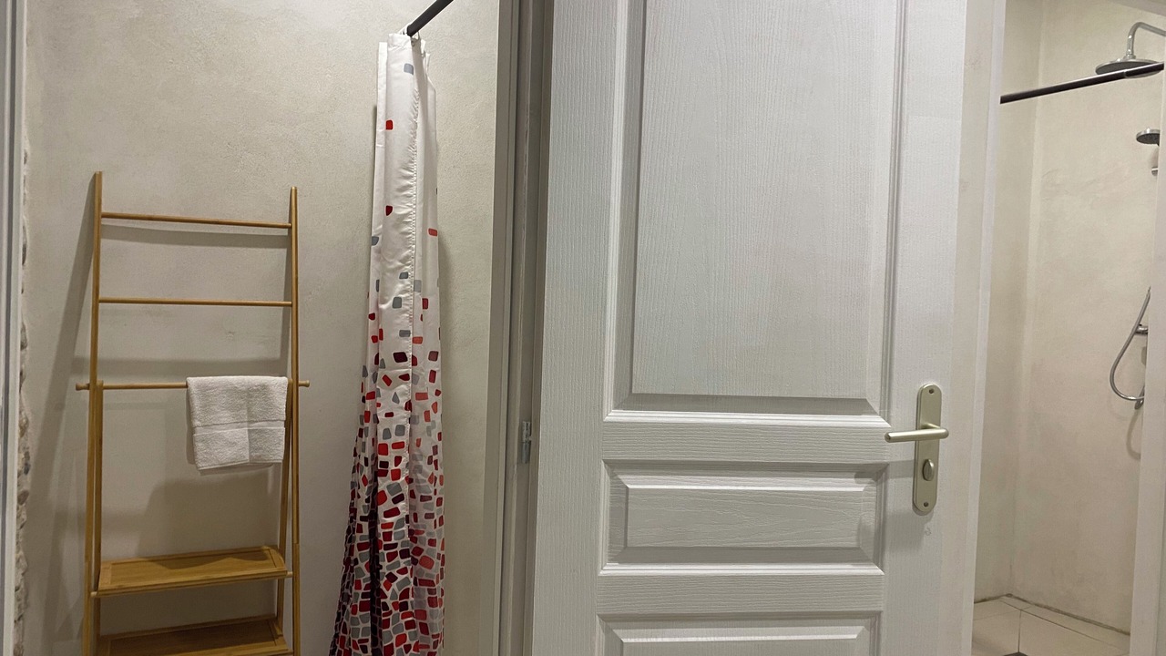Photo of Bathroom in Cardet