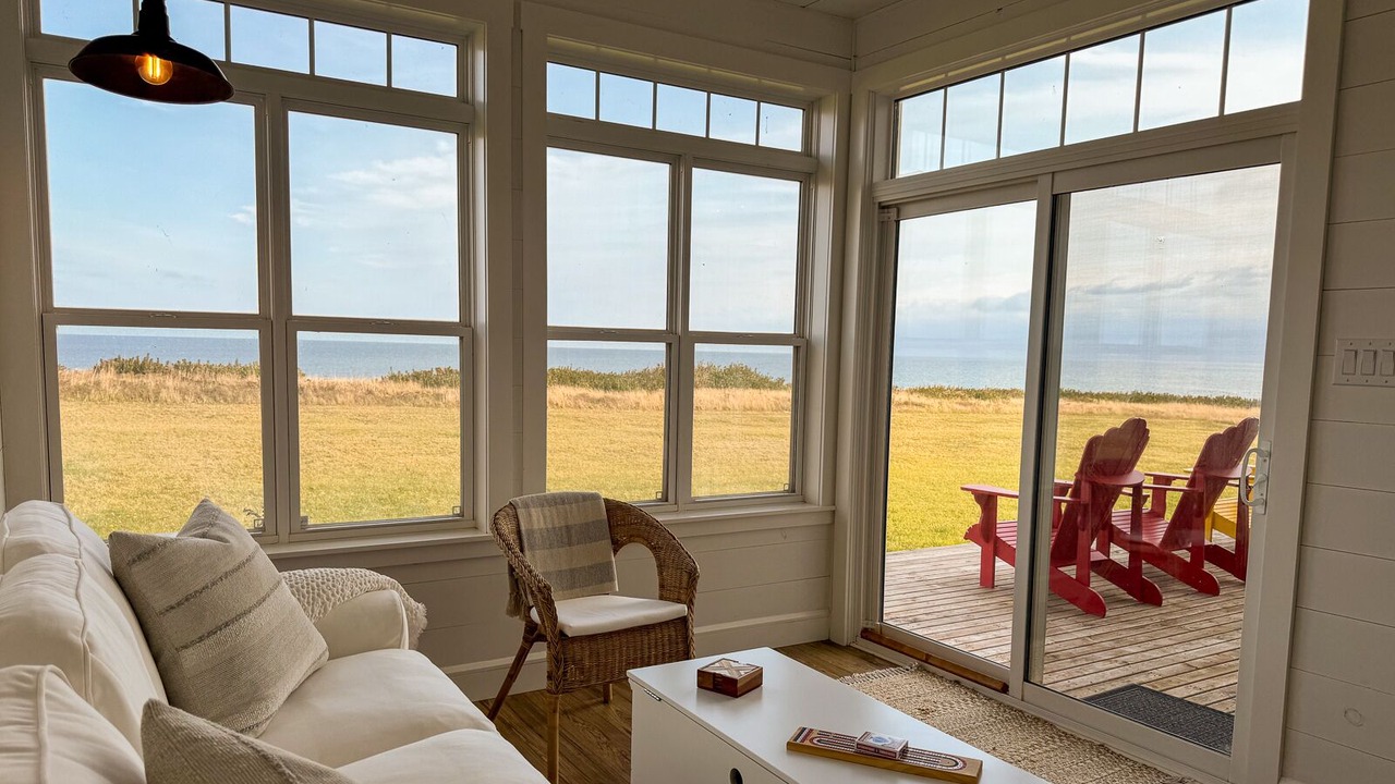Photo of Livingroom in Sea View