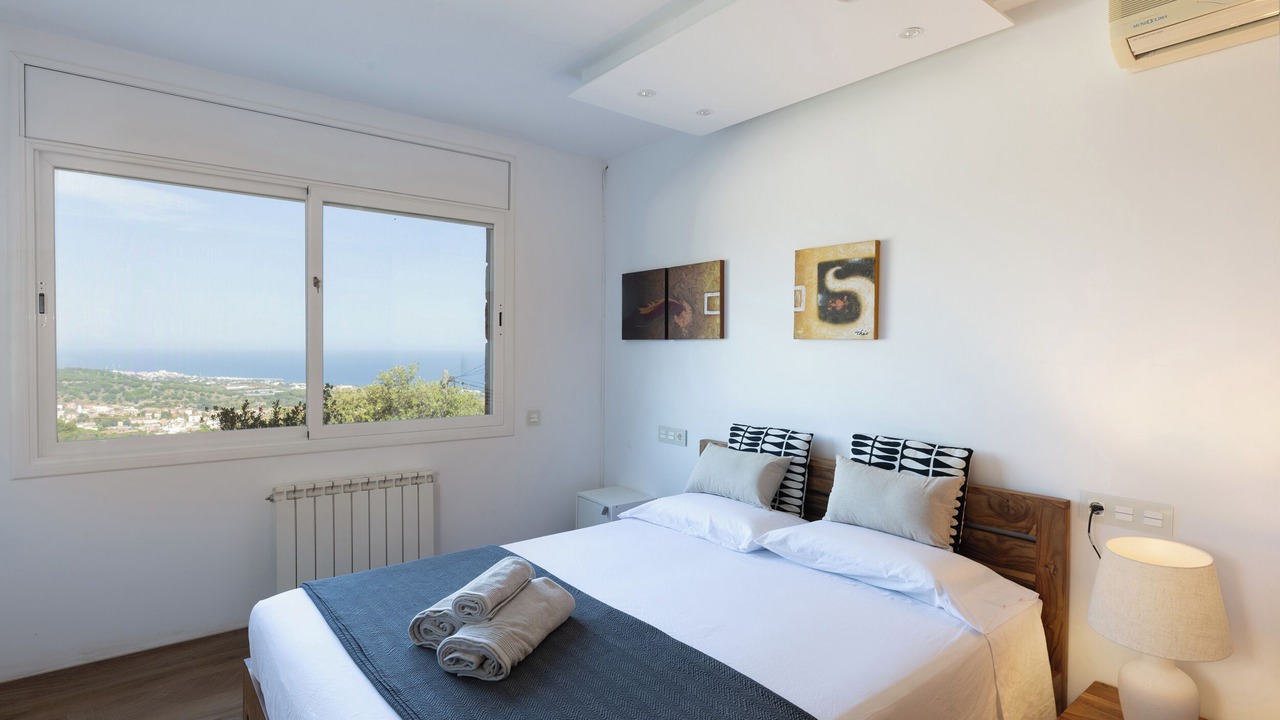 Photo of Bedroom in Badalona