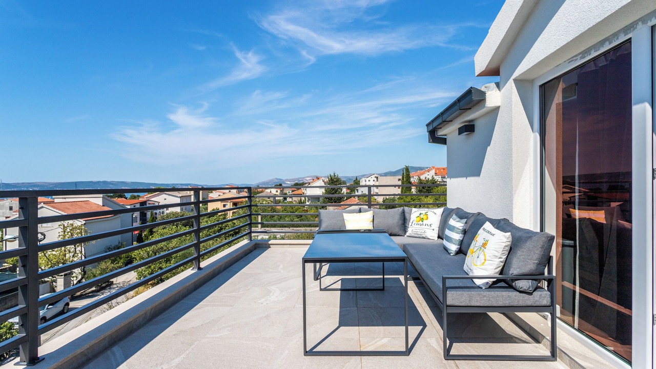 Photo of Patio Balcony in Kastel Gomilica