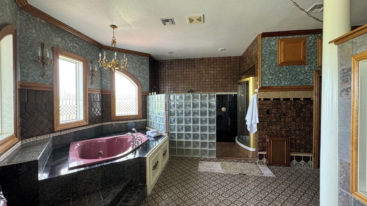 Photo of Bathroom in Hondo