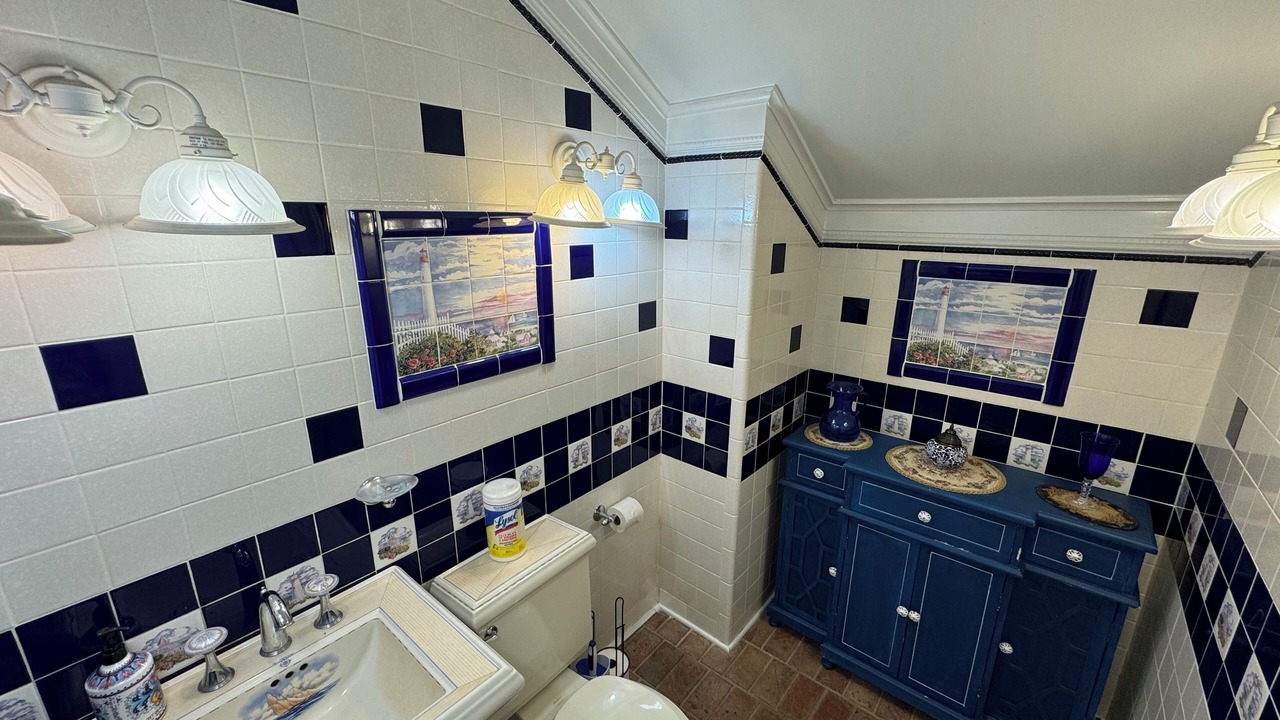 Photo of Bathroom in Hondo
