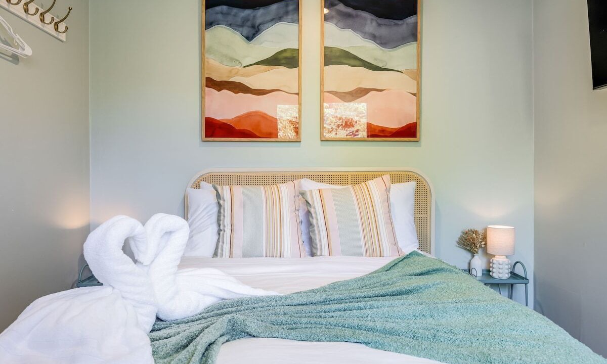 Photo of Bedroom in North Beach/Blue Ridge