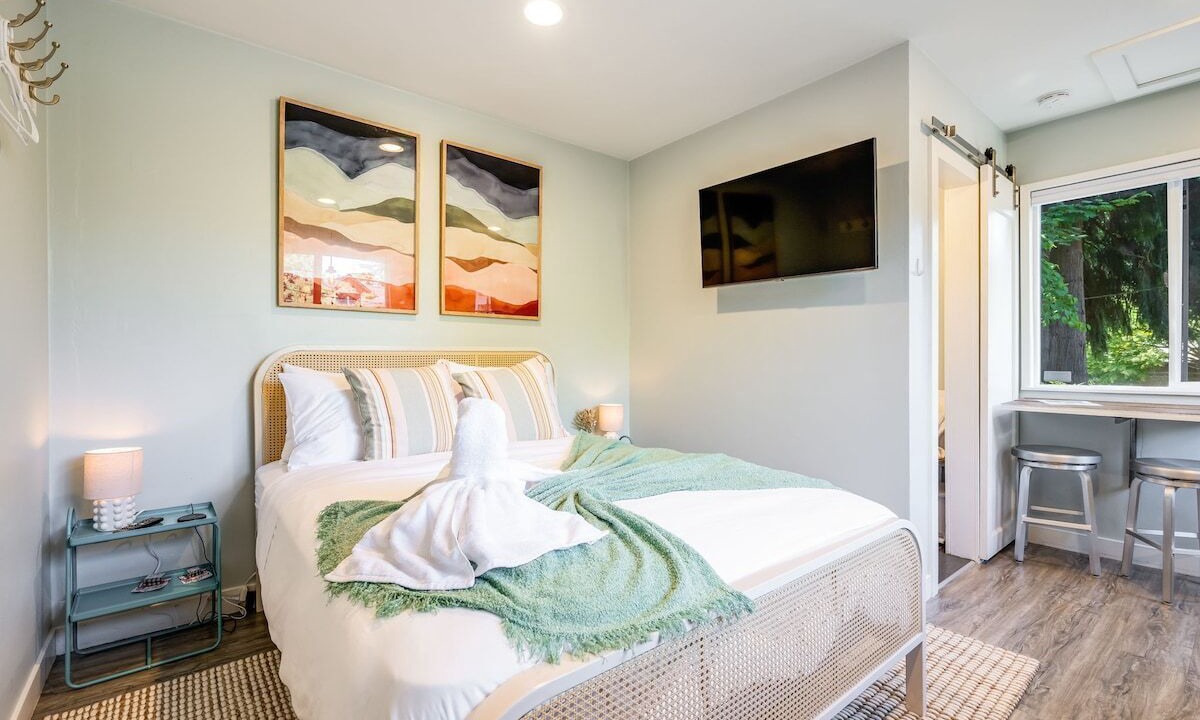 Photo of Bedroom in North Beach/Blue Ridge