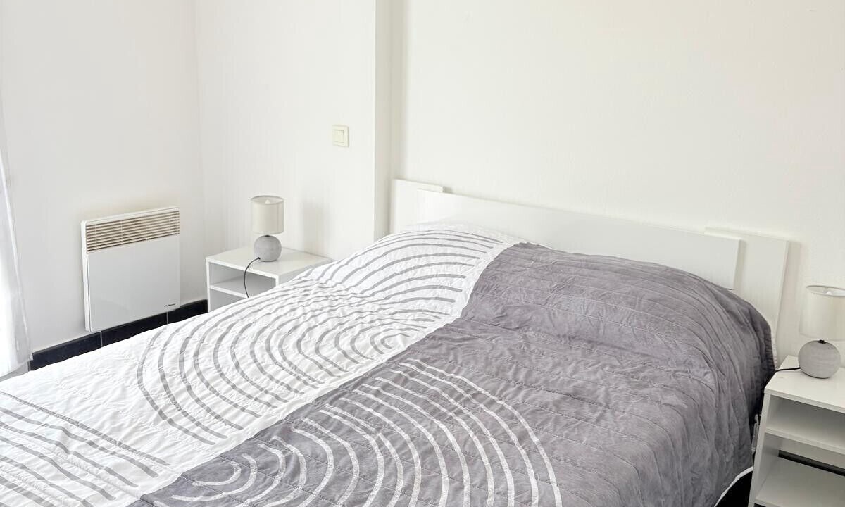 Photo of Bedroom in Saint-Cyprien Plage
