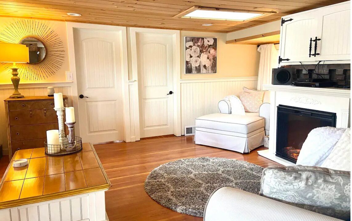 Photo of Livingroom in Rimmon Heights